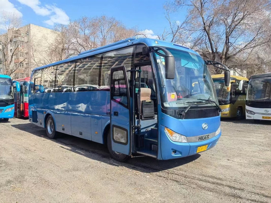 2015 ans 35 Seater ont utilisé un plus haut KLQ6898 car Bus LHD orientant le moteur diesel aucun accident