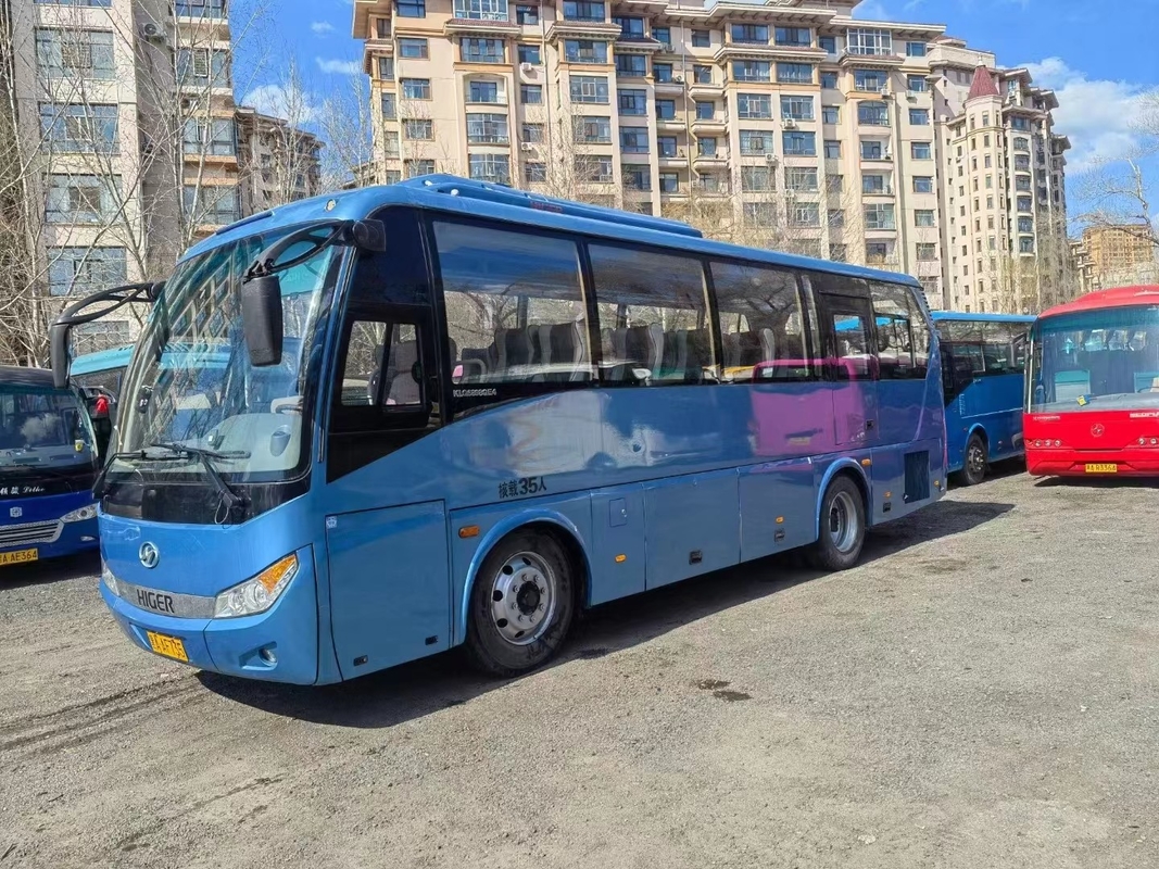2015 ans 35 Seater ont utilisé un plus haut KLQ6898 car Bus LHD orientant le moteur diesel aucun accident