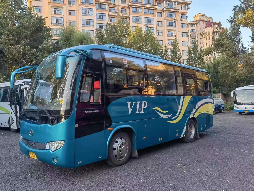 2017 ans 34 plus haut KLQ6796 utilisé par sièges Mini Bus LHD orientant le moteur diesel aucun accident