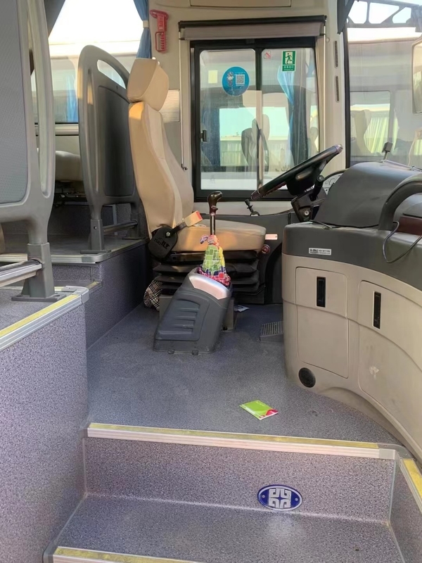 2014 entraîneur utilisé par sièges de l'an 50 ZHONGTONG Bus LCK6125 avec le climatiseur pour Tansportation