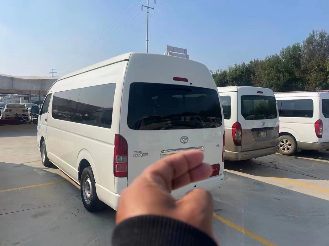 2017 transmission manuelle utilisée de Toyota Hiace Mini Bus With Front Engine de l'an 13 par sièges