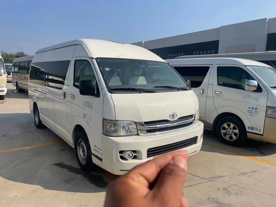 2017 transmission manuelle utilisée de Toyota Hiace Mini Bus With Front Engine de l'an 13 par sièges