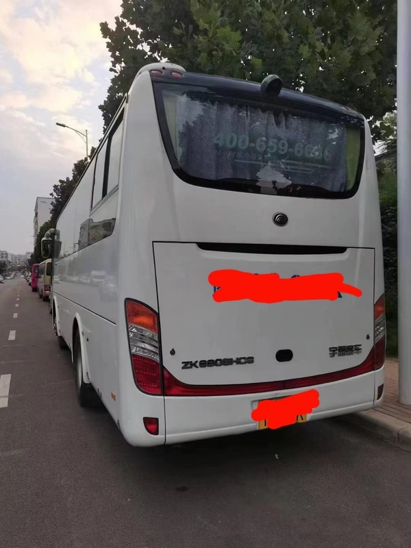 2015 direction de l'autobus LHD de Yutong ZK6908 d'occasion de sièges de l'année 39 pour le transport