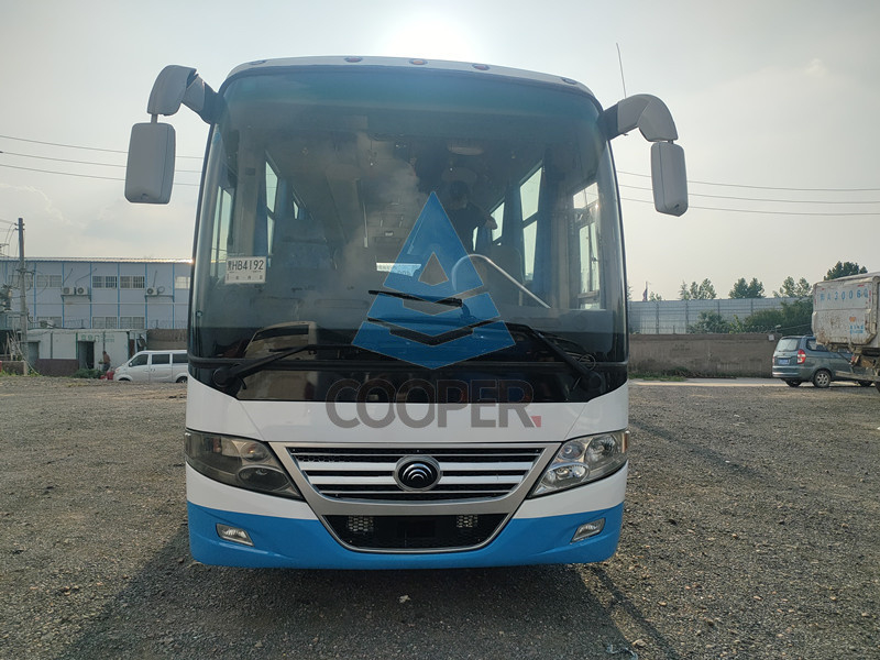 2014 année 53 Seater Yutong a utilisé l'autobus ZK6112D RHD dirigeant le nouveau climatiseur de Seat