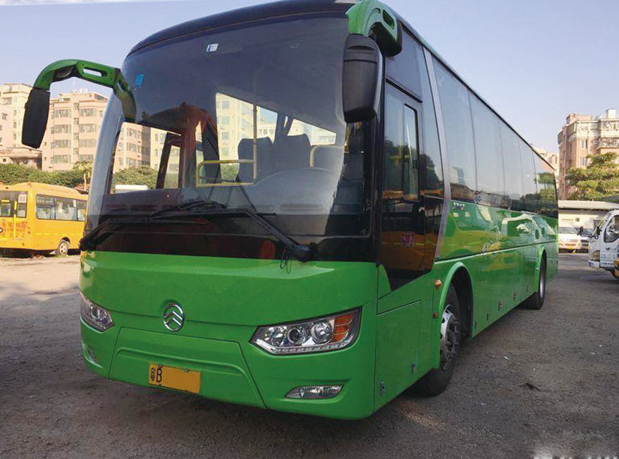 Sièges du banlieusard 54 de main de Bus Kinglong Second utilisés par ville d'entraîneur de passager de Rhd Lhd 218 kilowatts