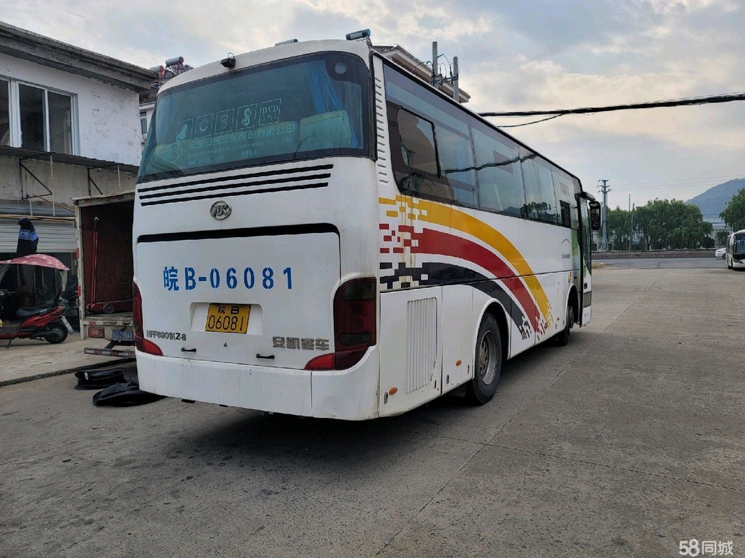 Occasion a utilisé le transport de ville de Rhd Lhd d'autobus de banlieusard de passager de Yutong 39 sièges