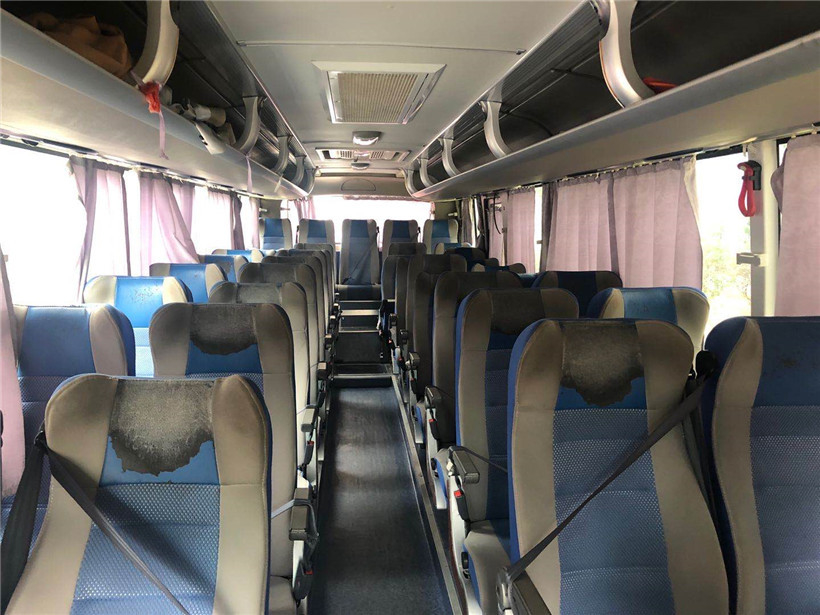 L'euro 3 Yutong utilisé par passager transporte le car Emission Rhd Lhd d'occasion 39 sièges