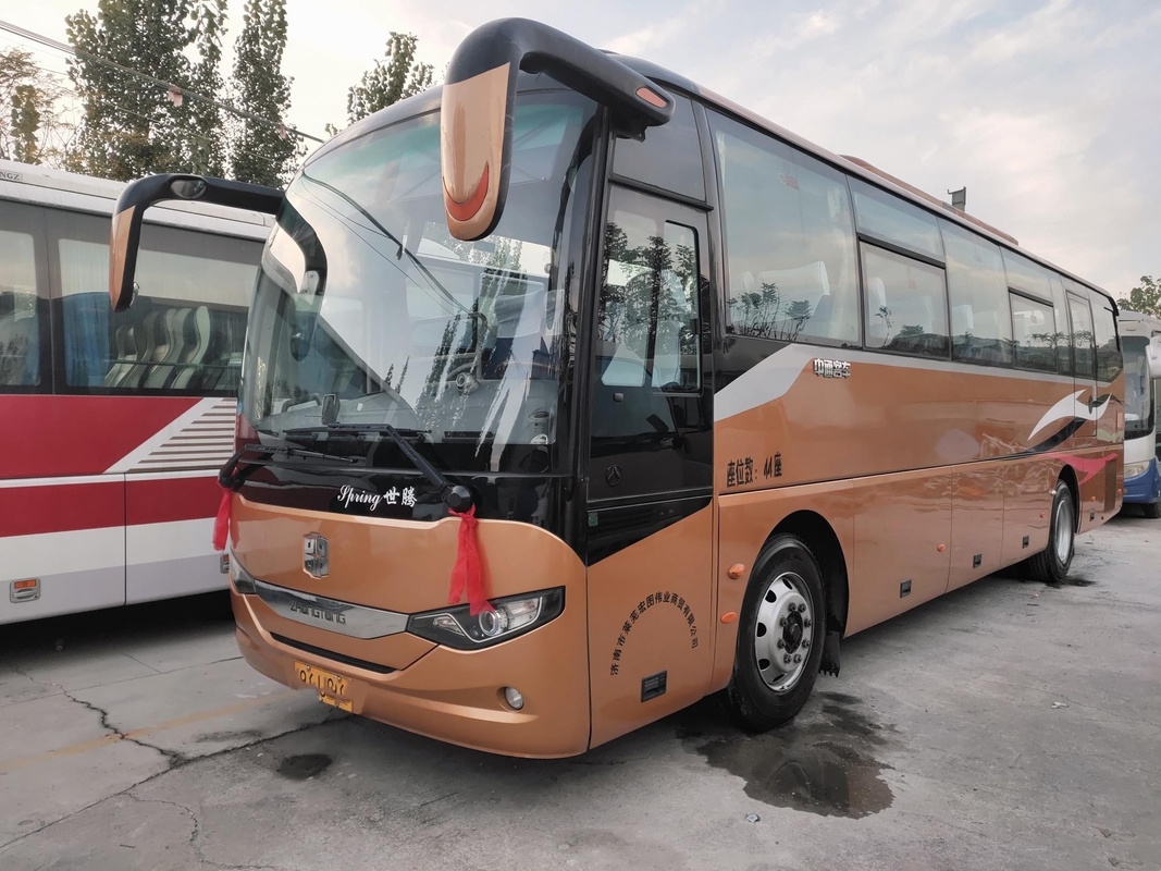 LCK6100 44seater a employé la commande de main gauche de portes du moteur deux de Zhongtong Bus Yuchai d'entraîneur