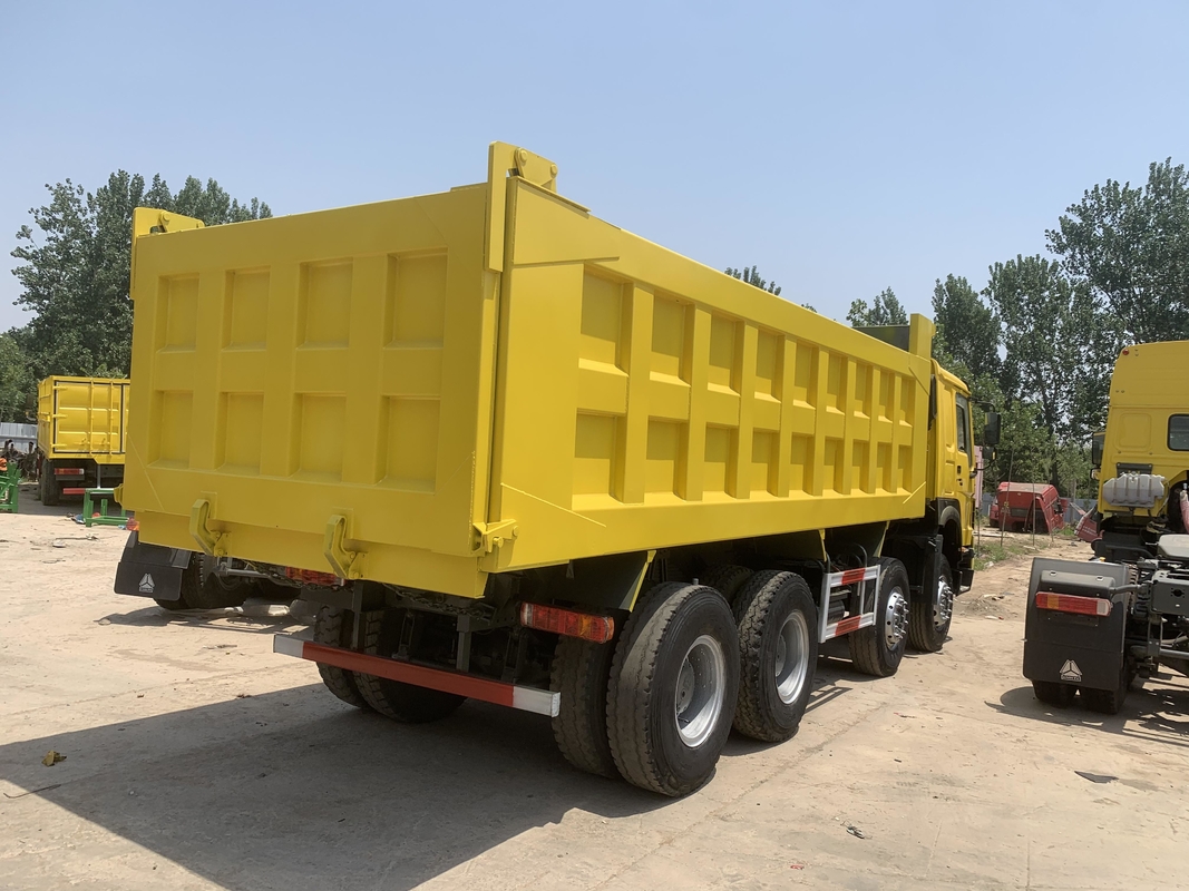 Sino camion utilisé 371-375-420hp de camions de nouvelle de Tipper Truck 8*4 marque diesel de la conduite à droite HOWO