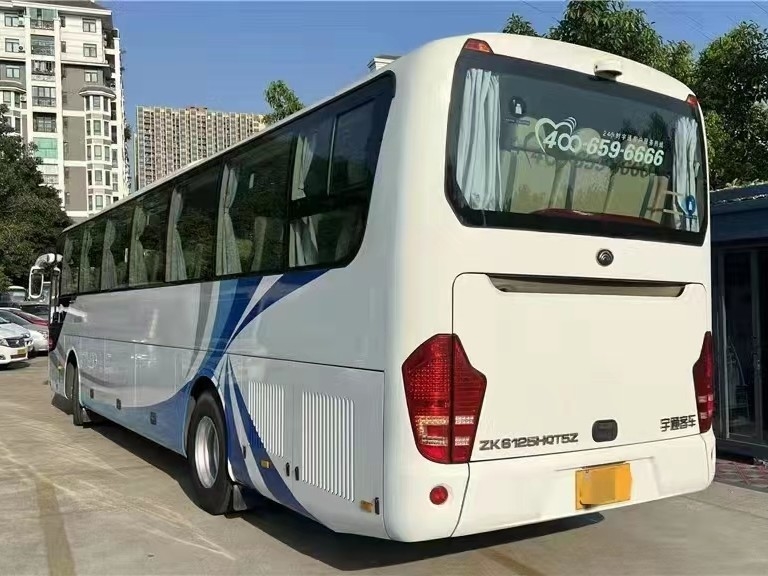 l'autobus utilisé Yutong 55seater de transit a employé la suspension d'airbag de portes à deux battants de l'autobus ZK6125 de rv