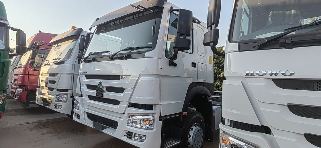 Le camion à benne basculante commercial utilisé de HOWO a utilisé les camions diesel 6*4 LHD/RHD 371/375hp