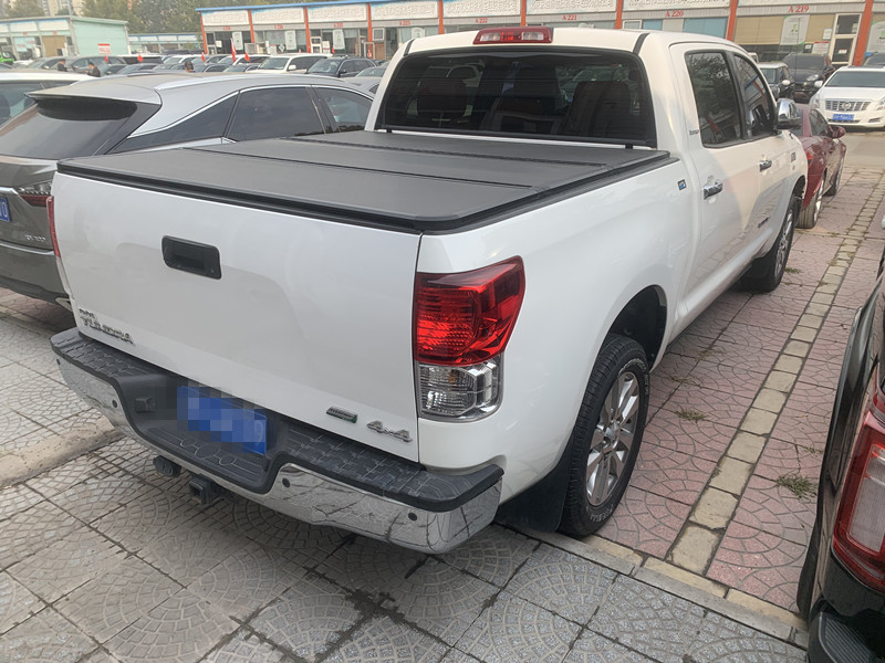 Camion pick-up diesel utilisé de Land Cruiser de camion pick-up des camion pick-up 4x4 Toyota à vendre