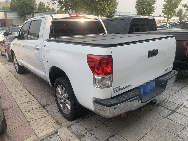 Camion pick-up diesel utilisé de Land Cruiser de camion pick-up des camion pick-up 4x4 Toyota à vendre