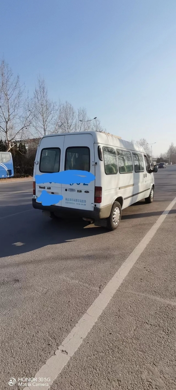 Mini Vans utilisé 2015 ans a employé la transmission Mini Bus 15 Seater de Ford Hiace Mini Bus Manual