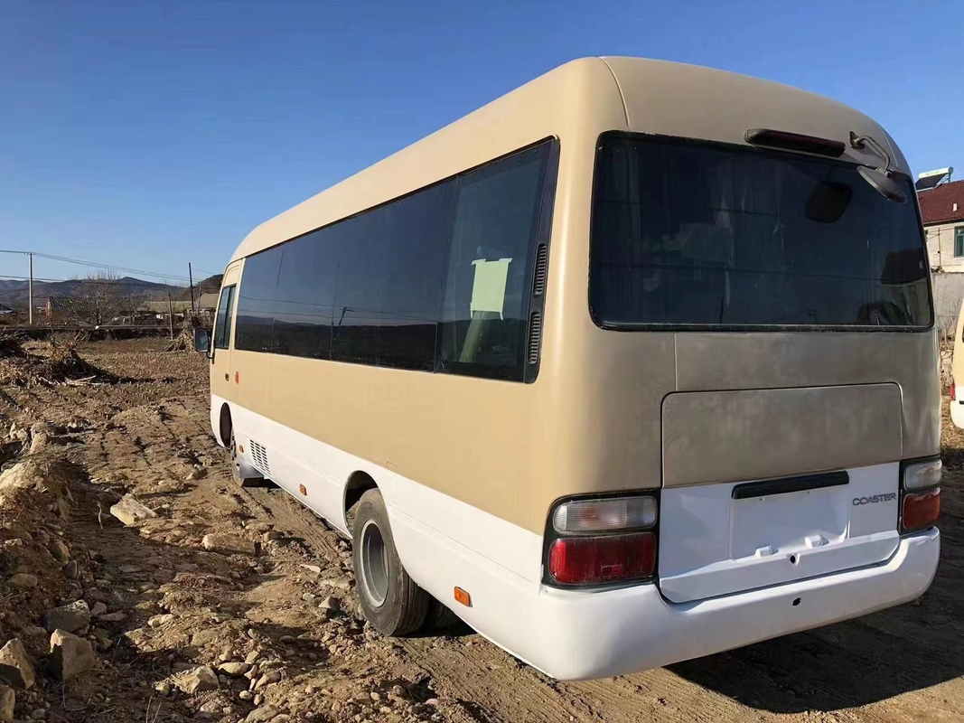 Autobus scolaire de main de moteur à essence de Seater Toyota Mini Bus 2TR de l'autobus 23 de caboteur de Toyota 2ème