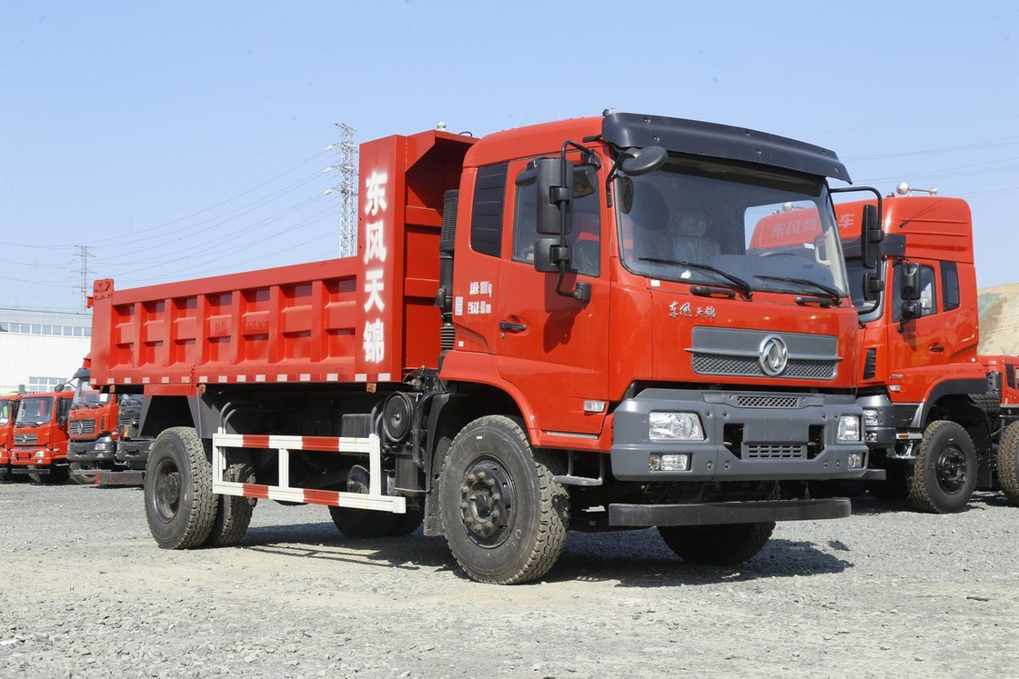 2èmes tonnes de Dongfeng de la bonne condition de camions à benne basculante de main 8 - 10 de camions légers 160hp de la marque 4x2