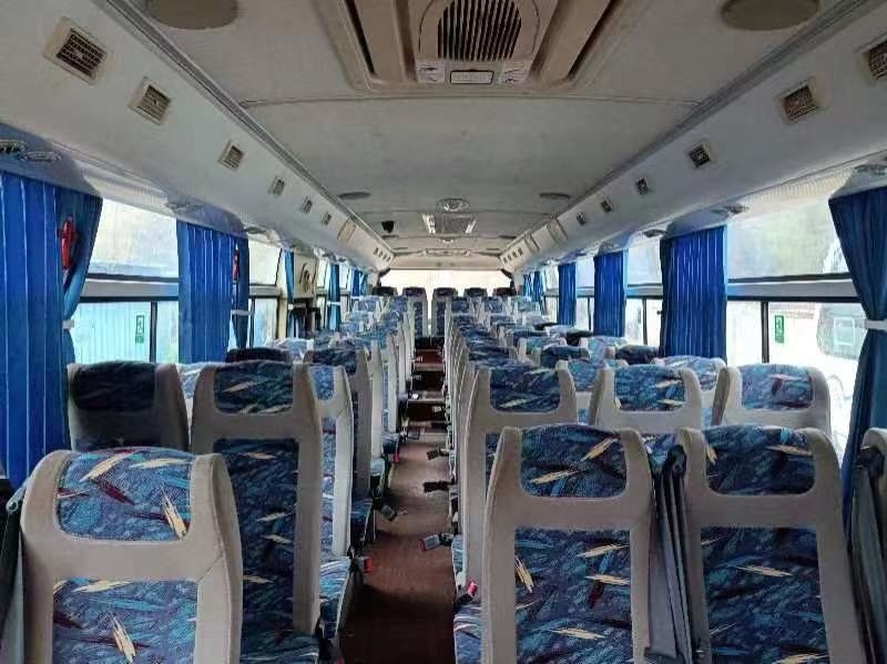 L'autobus et l'entraîneur utilisés 2016 ans ont utilisé l'autobus de luxe de Seater des prix 60 d'autobus d'autobus de Yutong ZK6115
