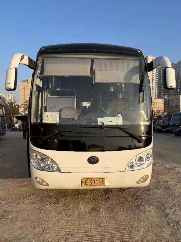 L'autobus de luxe utilisé 2014 ans Yutong Zk6120 a employé la direction de l'autobus LHD de Seater de l'autobus 55 de passager