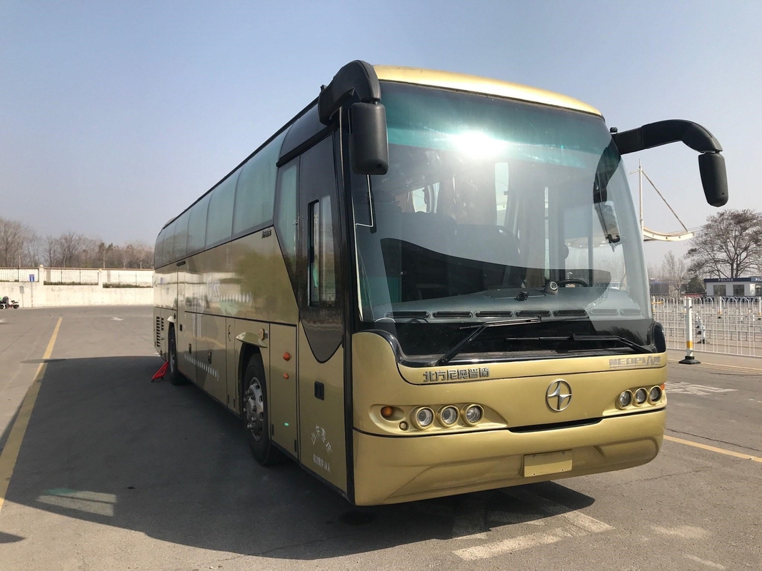 Le bus touristique utilisé a utilisé le moteur luxueux du nord de Wechai de porte de la visite 39seats Moddle de l'autobus Bfc6120t