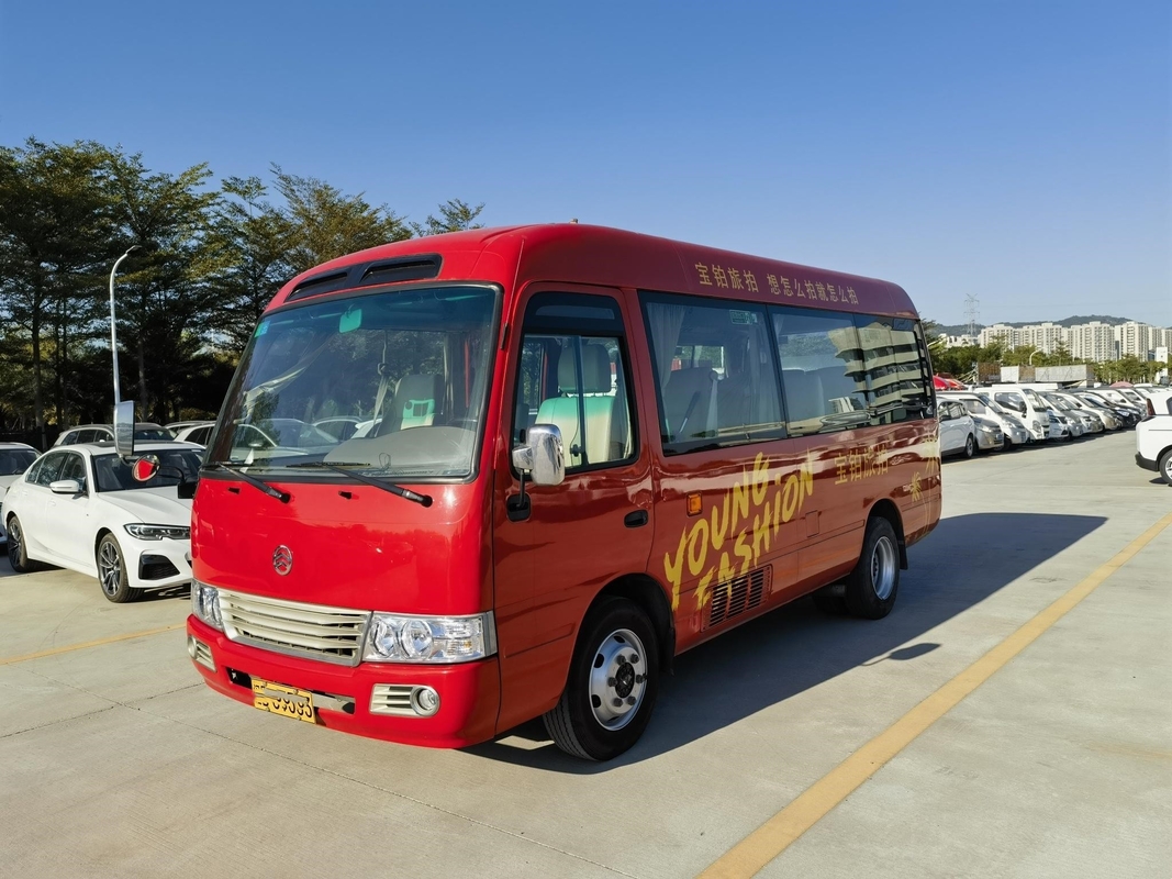 Le petit autobus utilisé a employé Dragon Bus d'or XML6601J15 Front Engine 19 sièges 2020 ans