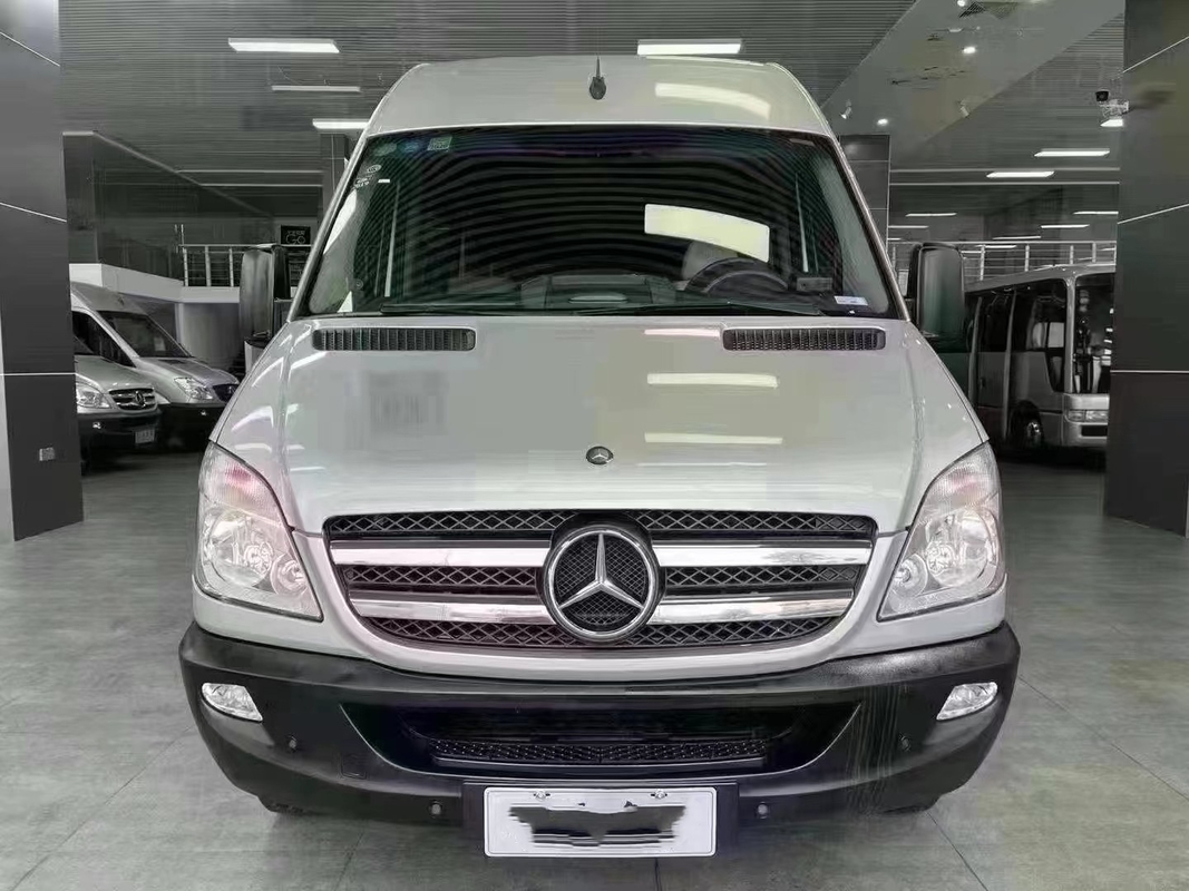 Véhicule universel utilisé original du benz FA6710 de moteur diesel de minibus de Seater d'occasion 17