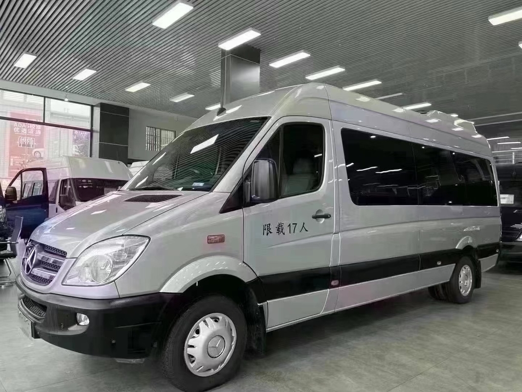 Véhicule universel utilisé original du benz FA6710 de moteur diesel de minibus de Seater d'occasion 17