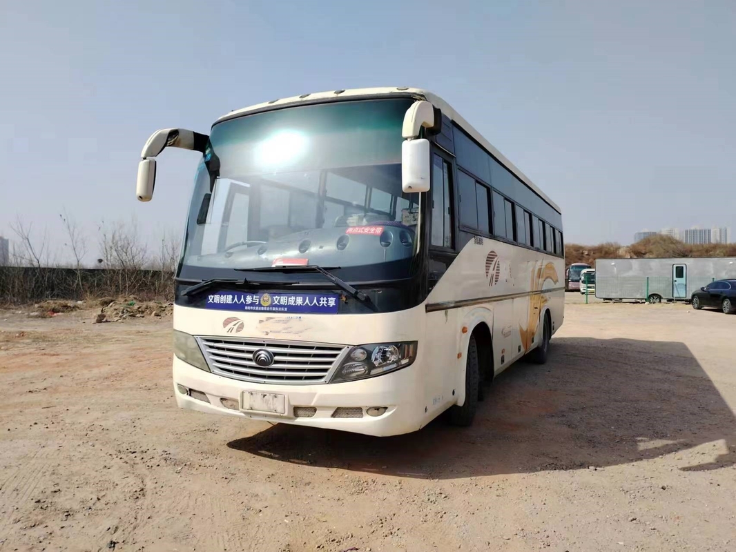 Les portes à deux battants utilisées d'autocars glissant Windows 45 sièges occasion jeune Tong Bus ZK6106D