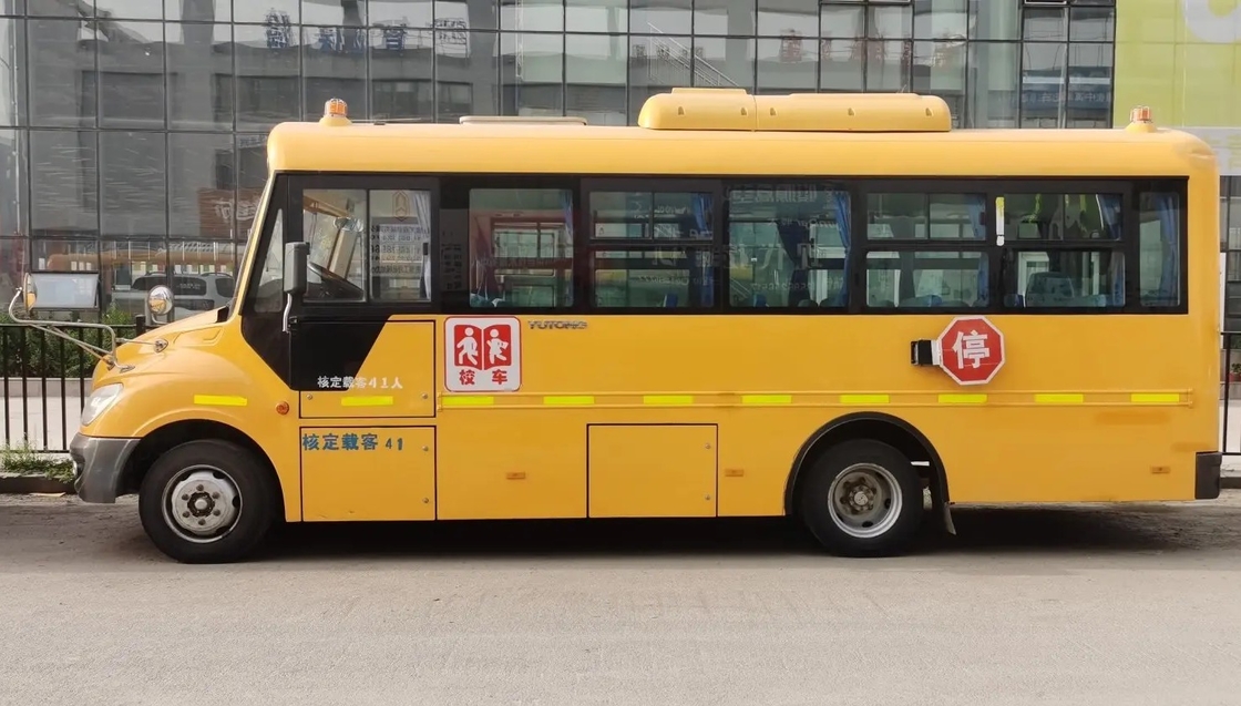 Sièges de l'autobus scolaire utilisés par achat 41 7 mètres glissant le 2ème Yutong autobus ZK6729D de Windows