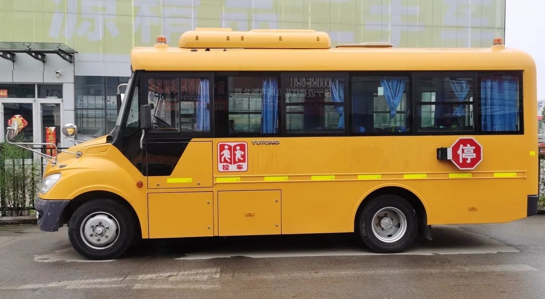 Sièges de l'autobus scolaire utilisés par achat 41 7 mètres glissant le 2ème Yutong autobus ZK6729D de Windows