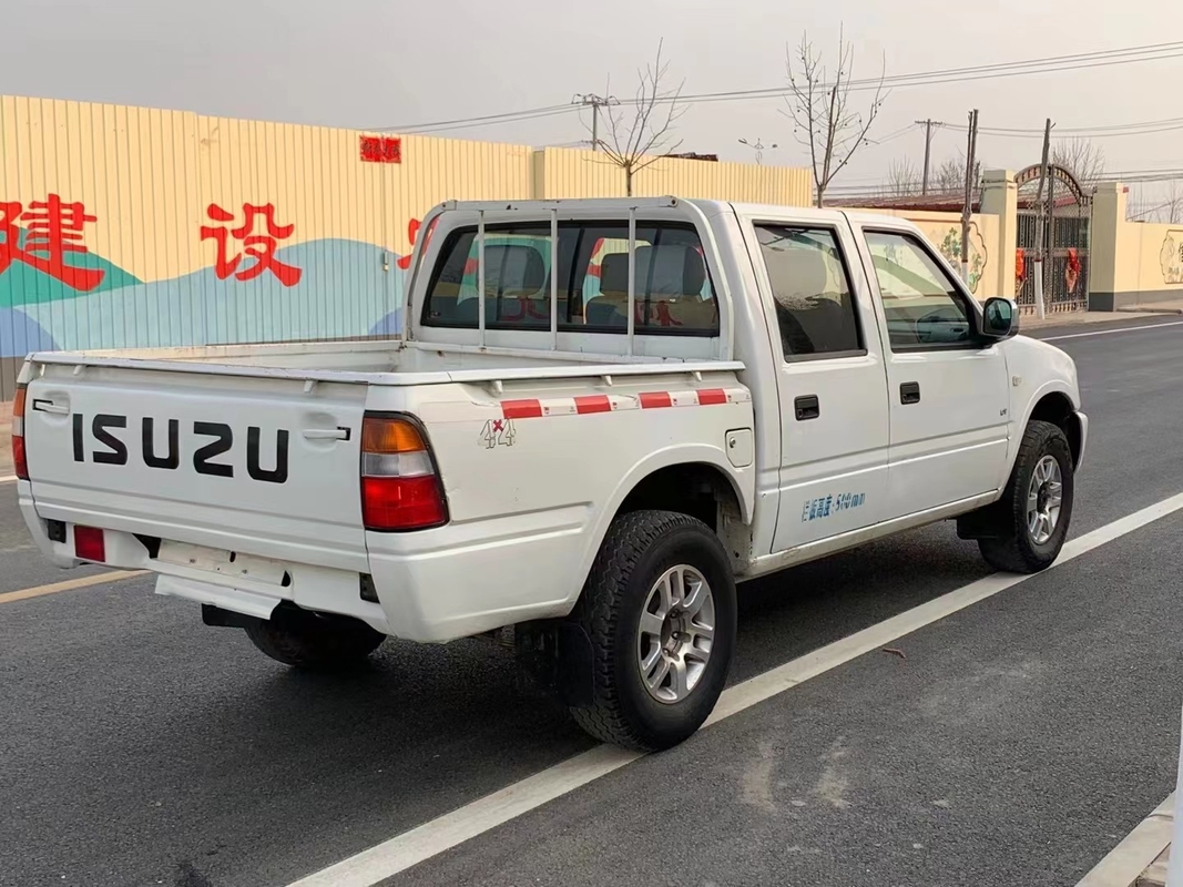 Sièges Isuzu Pickup de l'émission 5 de l'EURO III de Mode Diesel Engine de conducteur d'Isuzu Trucks 4×4 d'occasion