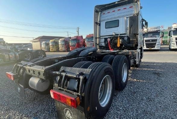 Les deuxièmes remorques 6X4 460hp Max Trailer Mass 40t d'outil de bricolage ont utilisé la tête de tracteur de Foton BJ4259