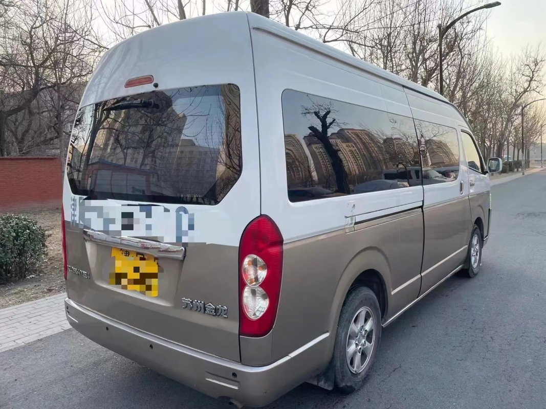 Porte d'oscillation externe utilisée du minibus KLQ6540 de sièges des fourgons 15 de navette plus haut Champagne Color Front Engine
