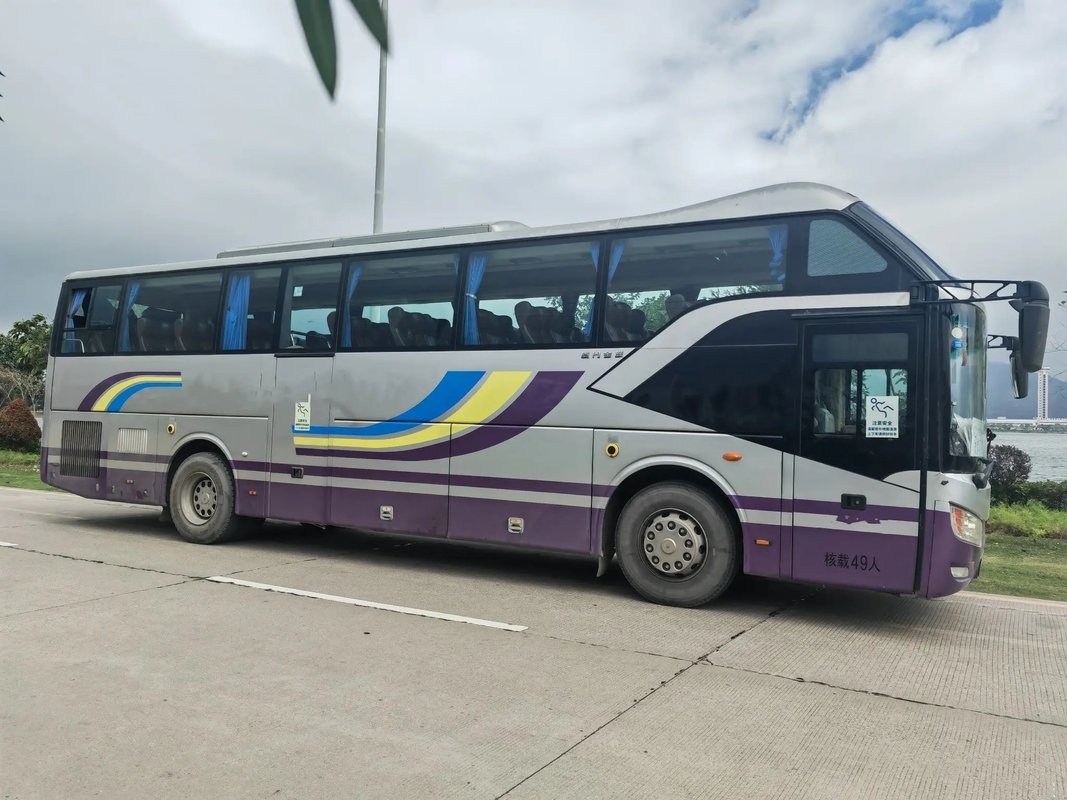 Moteur moyen de Yuchai de climatiseur de sièges de la porte 49 d'autobus de moteur diesel 11 mètres de dragon d'or utilisé XML6112