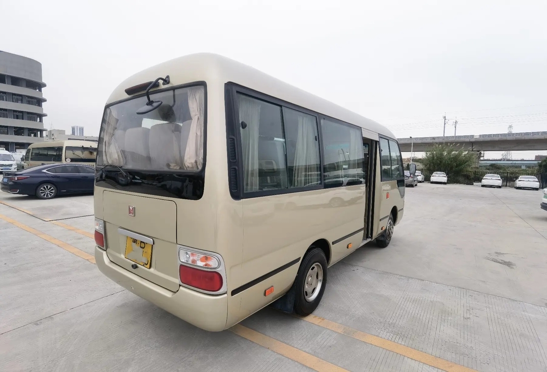 2ème main Mini Bus Champagne Color 19 sièges Front Engine Floding Door 6 mètres de caboteur utilisé JX6602 de JMC