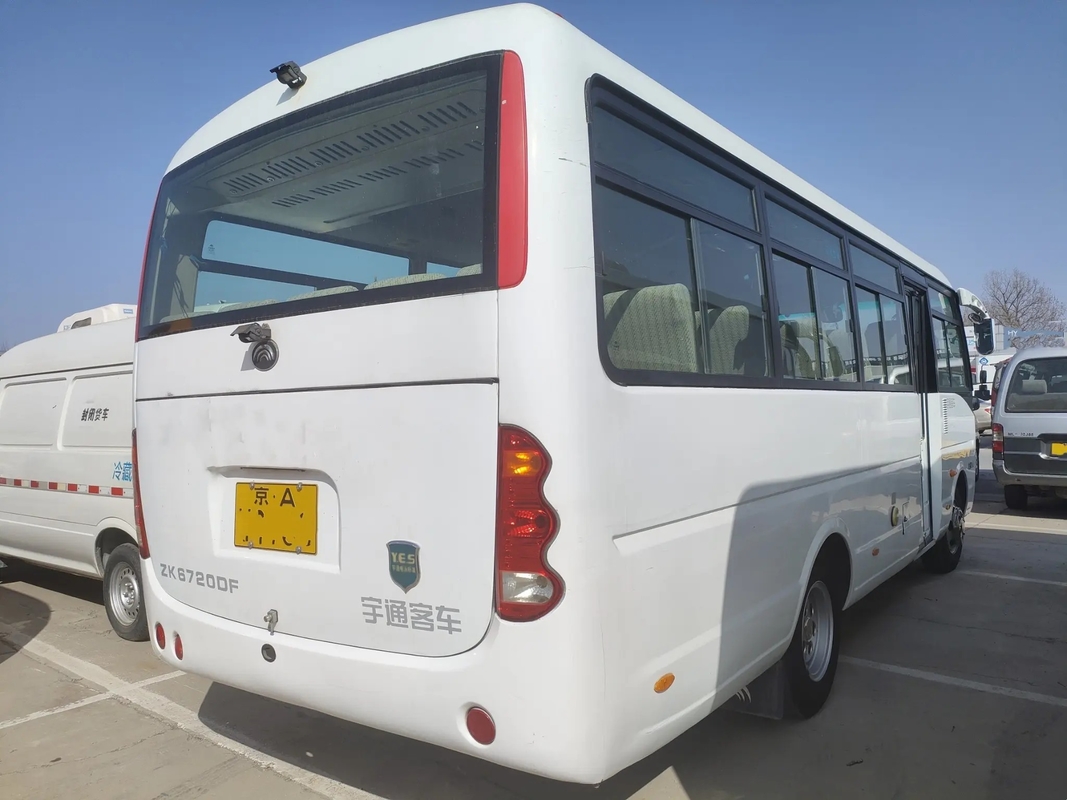 Les sièges courts utilisés Front Engine Sliding Window de la porte de pliage d'autobus 26 7 mètres occasion des jeunes Tong Bus ZK6720D