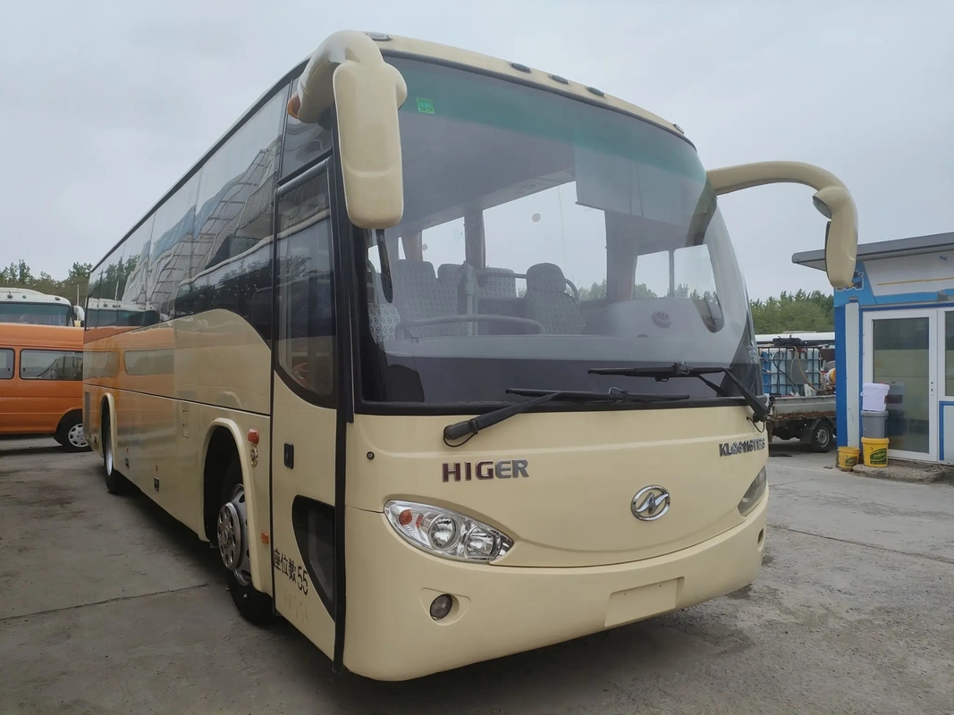 L'autobus utilisé KLQ6116 de MCI a utilisé un plus haut moteur simple de scellage de Yuchai de porte de sièges de la fenêtre 55 10,5 mètres