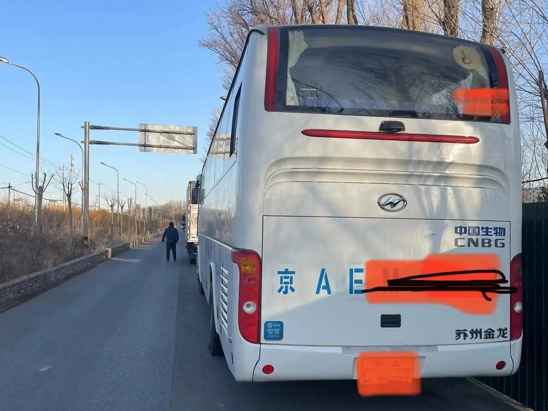 EURO utilisé IV d'autobus de passager 53 moteur du climatiseur 330hp de sièges 12 mètres main KLQ6129 de couleur blanche de 2ème