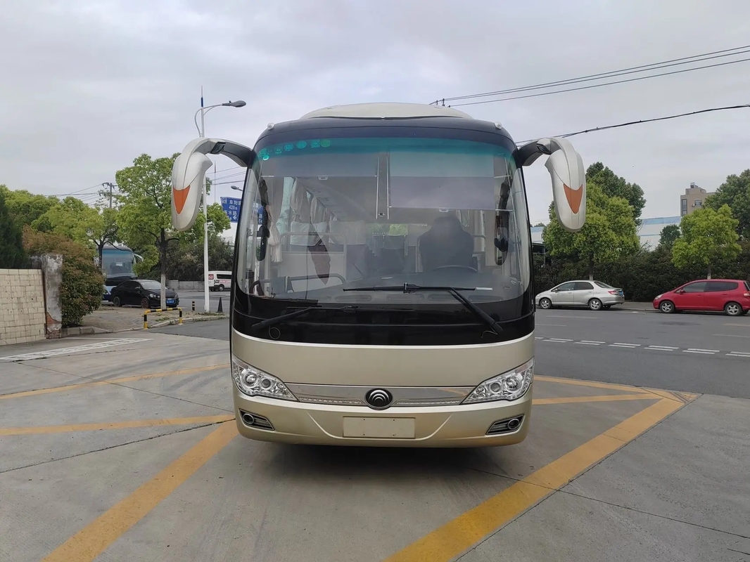 Entraîneurs de passager utilisés 8 mètres de jeune de Tong Bus ZK6816 de transmission manuelle du moteur 32 climatiseur rare de sièges