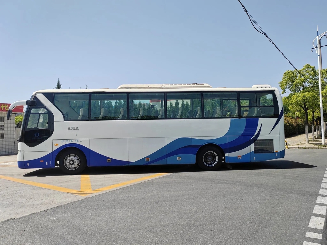 Sièges rares utilisés du moteur 46 d'autobus de voyage scellant la fenêtre avec le compartiment de bagage d'a/c Dragon Bus d'or XML6103