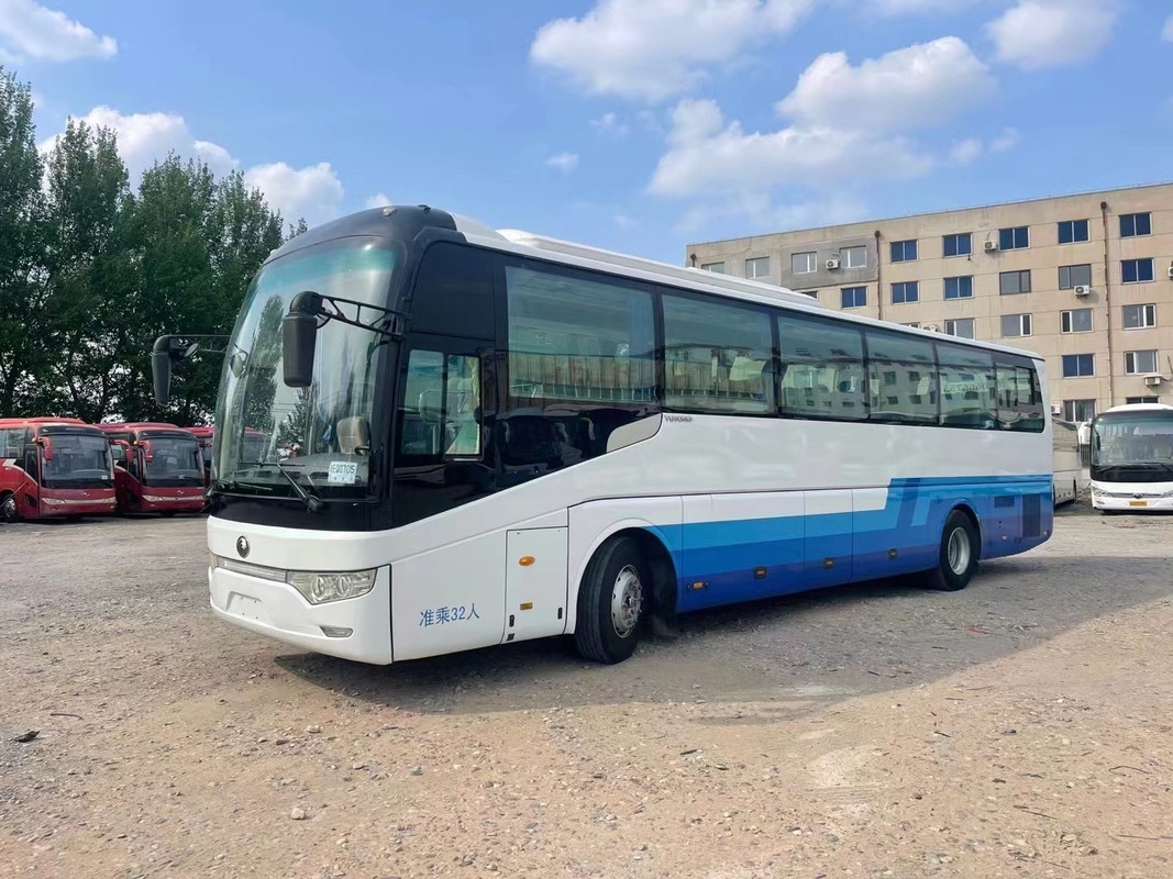 Autobus moyen utilisé ZK6122 de Yutong de main du porte-bagages LHD/RHD 2ème de porte du moteur 336hp de Weichai de sièges de l'autobus 32 de voyage