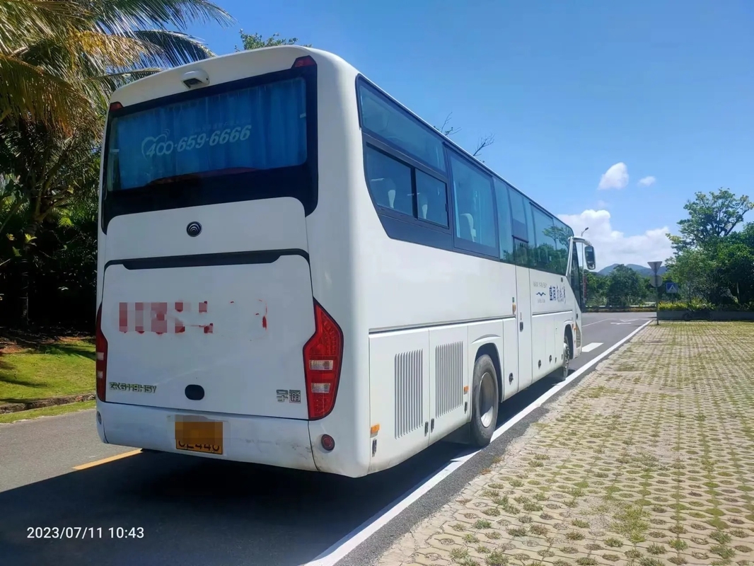 Les entraîneurs de passager utilisés autobus ZK6119 de Yutong de main de moteur de portes à deux battants de sièges du ressort lame 50 le 2ème d'entraînement rare de main gauche