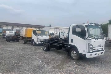 Charge utilisée d'ISUZU Lorry Truck Multi Leaf Springs de camions de lumière 10 tonnes de main gauche d'entraînement de lumière de camion de cargaison
