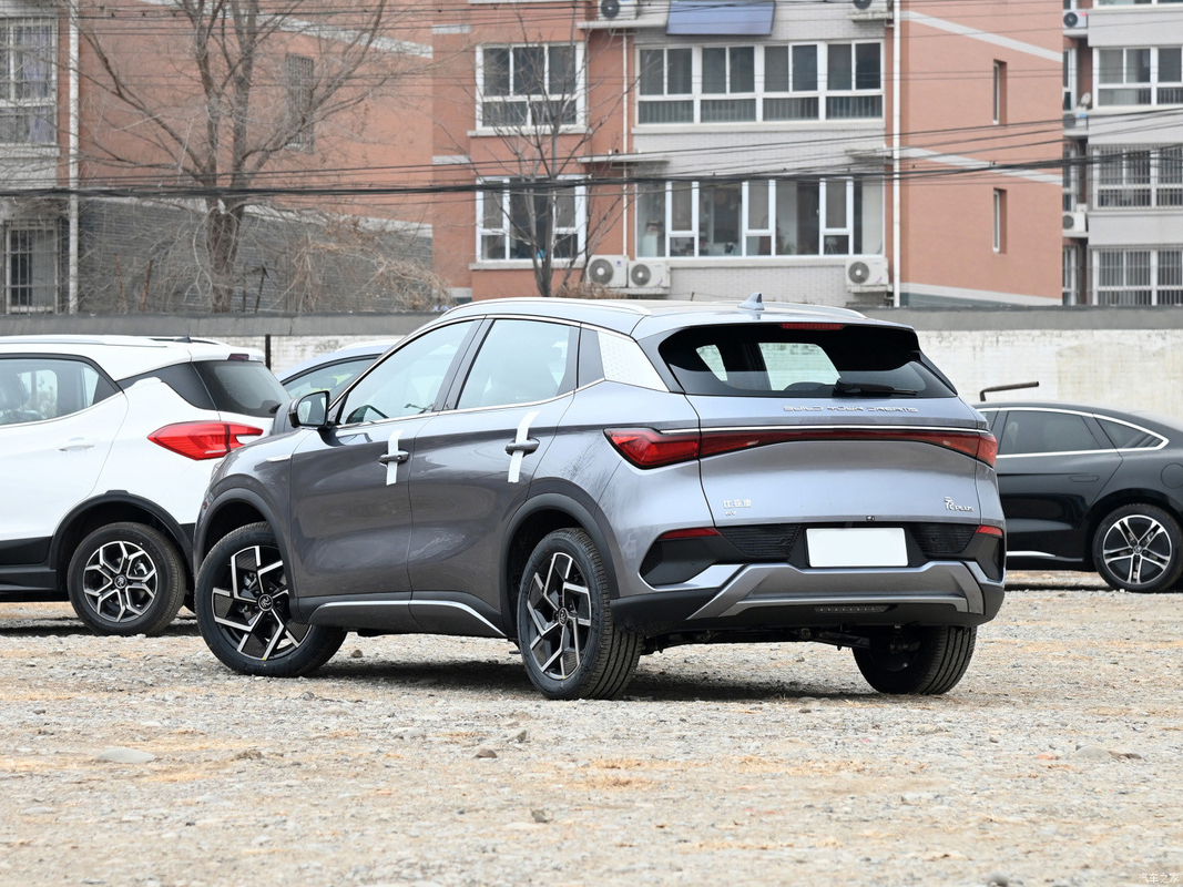 Nouveaux véhicules à lame électrique à consommation d'énergie BYD Yuan 2020 Modèle phare SUV Sport de 510 km