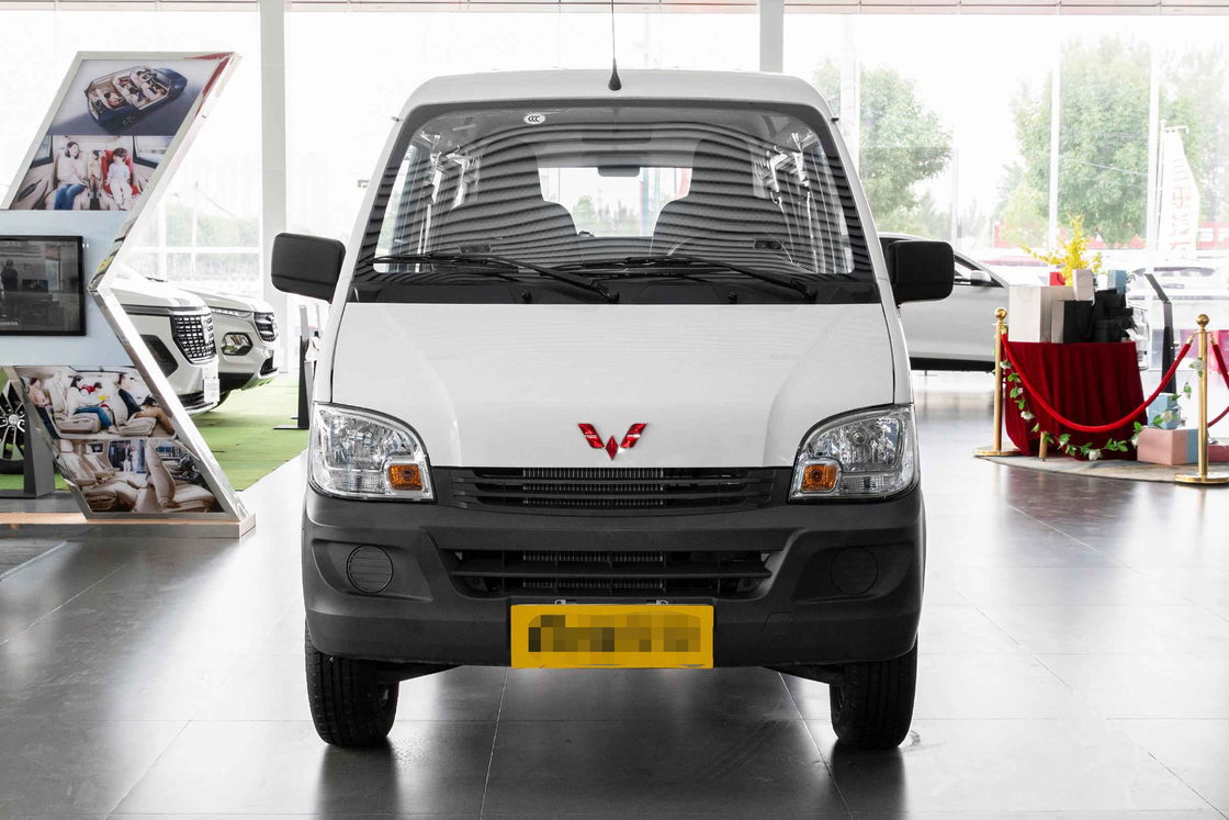 Minibus de deuxième main 7 places moteur à huile Wuling L2E modèle de minibus climatiseur