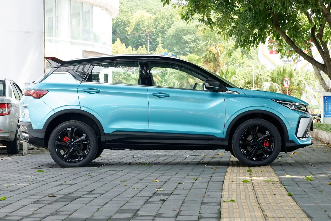 SUV Discovery Geely Coolray 2023 Modèle 1.5T Champion Edition 200km/h Vitesse maximale