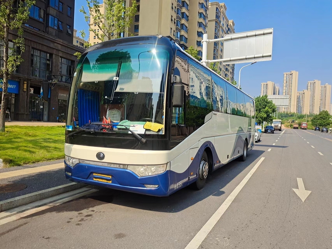 Moteur Weichai 55 sièges LHD/RHD à deux portes