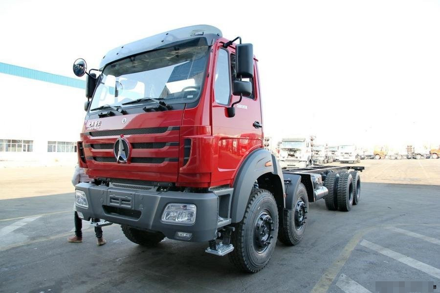 Camions de marchandises d'occasion 8*4 mode de conduite 240 ch moteur Weichai lourd