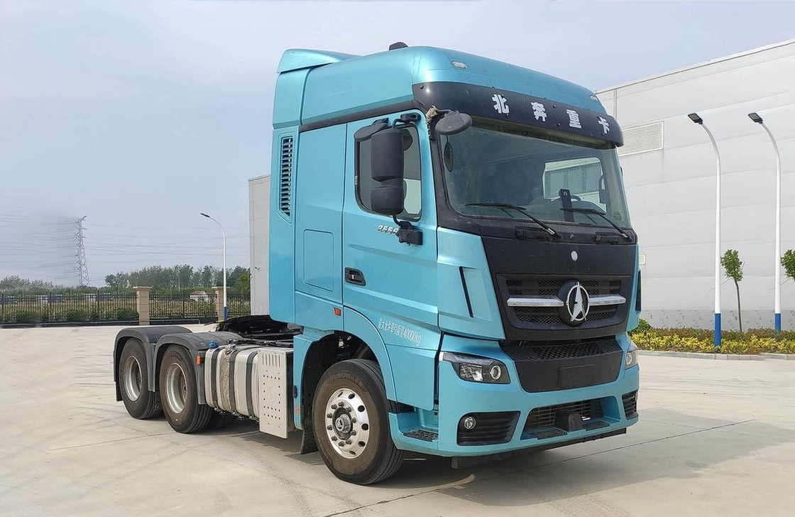 Boîte de vitesses Zf Amt 560 ch Camions à essence utilisés Beiben Tête de cheval 6*4 Mode de conduite 3 essieux