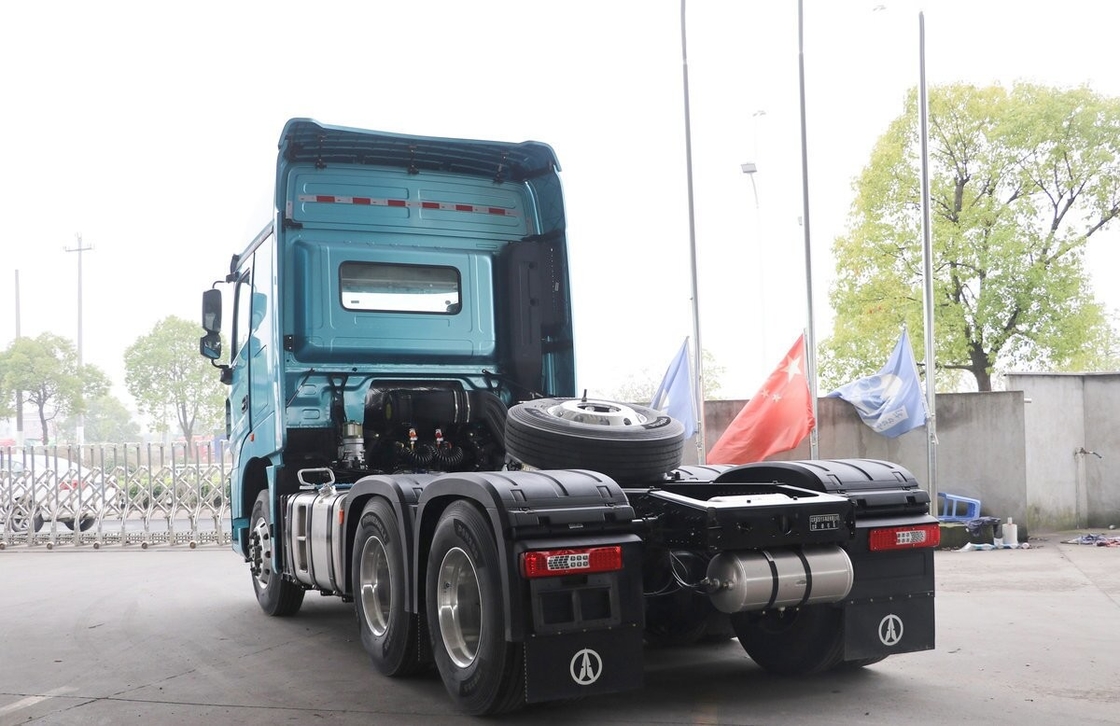 Boîte de vitesses Zf Amt 560 ch Camions à essence utilisés Beiben Tête de cheval 6*4 Mode de conduite 3 essieux