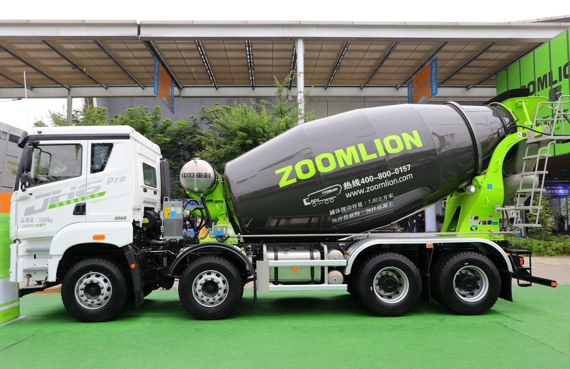 Euro 5 Jiefang camion de mélangeur de béton d'occasion 320 chevaux 8*4 mode de conduite 8 12 pneus cubes